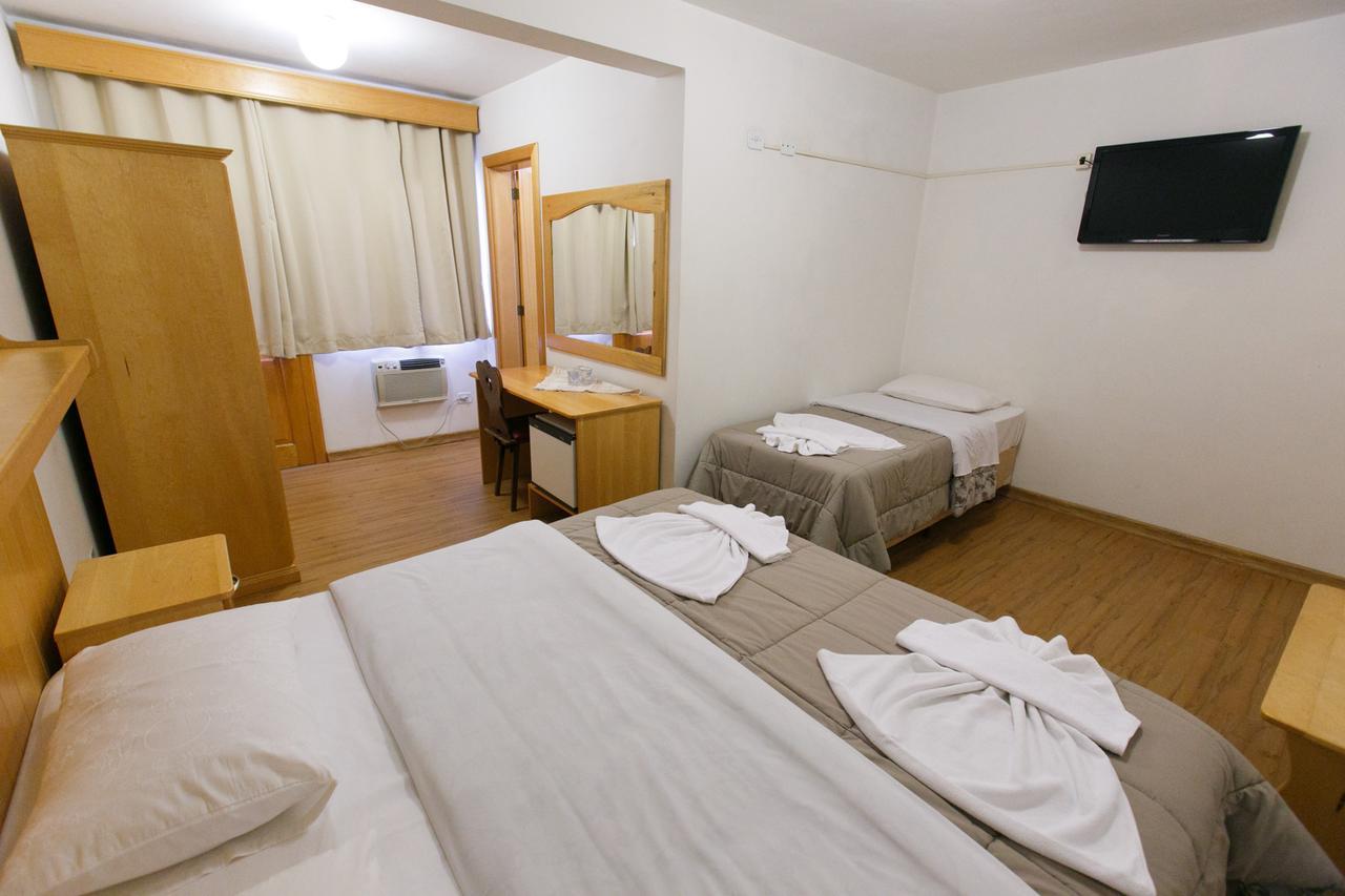 Hotel 13 Linden Treze Tílias Extérieur photo