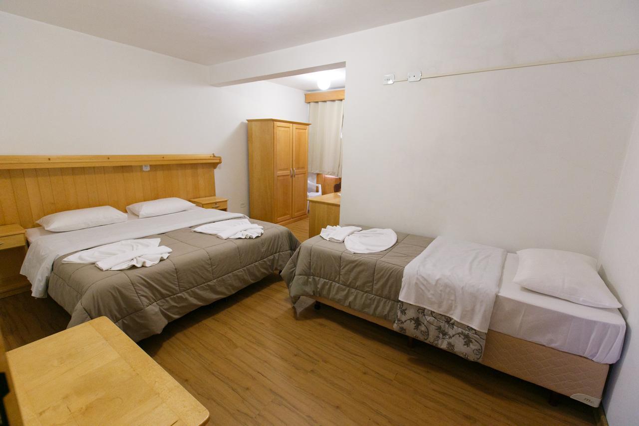 Hotel 13 Linden Treze Tílias Extérieur photo